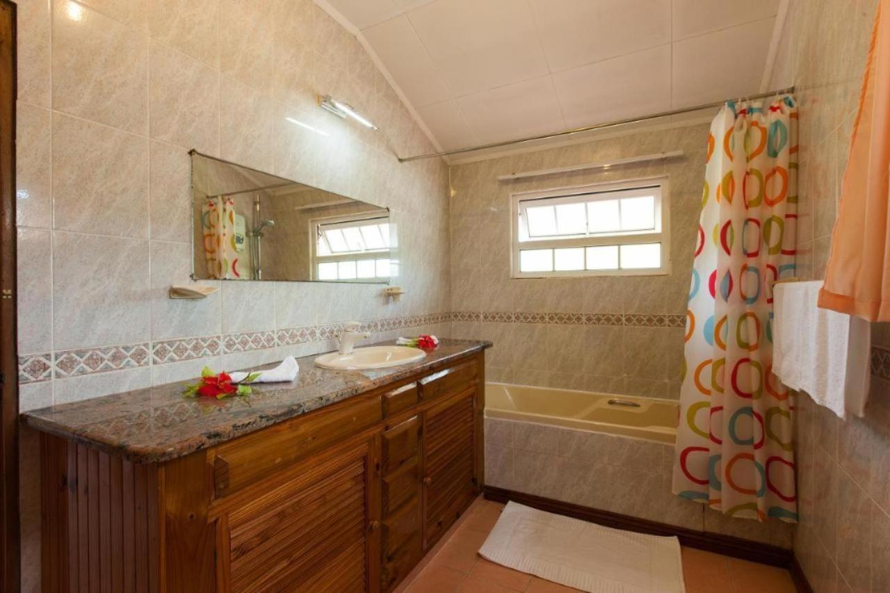 Villa Confort Grand Anse  Exterior photo