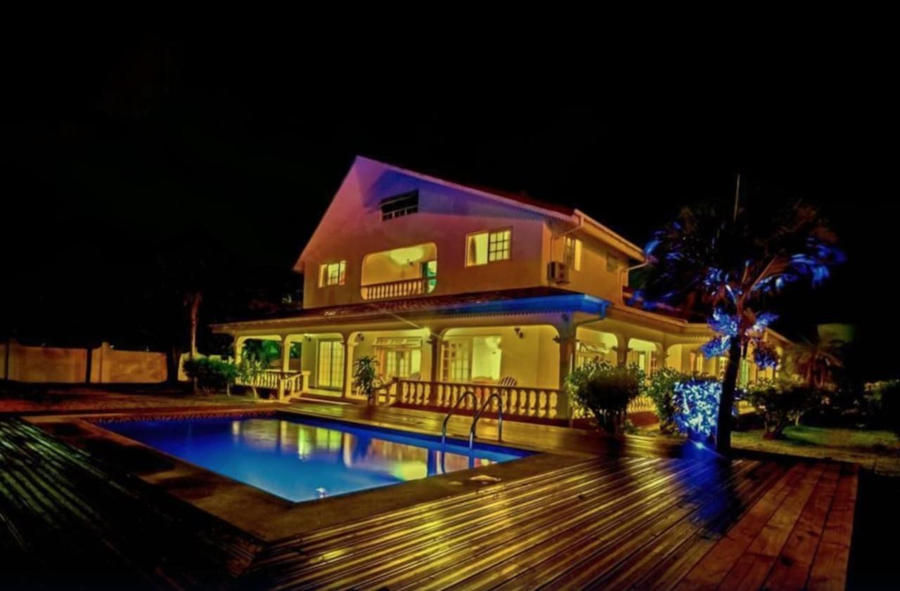 Villa Confort Grand Anse  Exterior photo